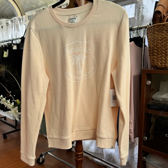 Hurley - Picture 2 of 3